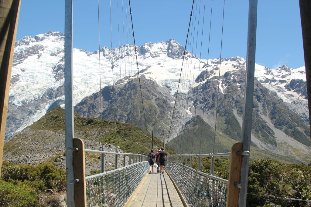 Hooker River footbridge and Mt Sefton, Southern Alps. Hooker Valley Track, Aoraki Mt Cook National Park. South Island, New Zealand