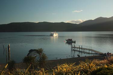 Te Anau lakefront, Fiordland, South Island, New Zealand